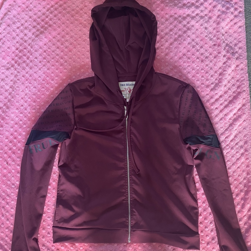 Brand new True religion track suit